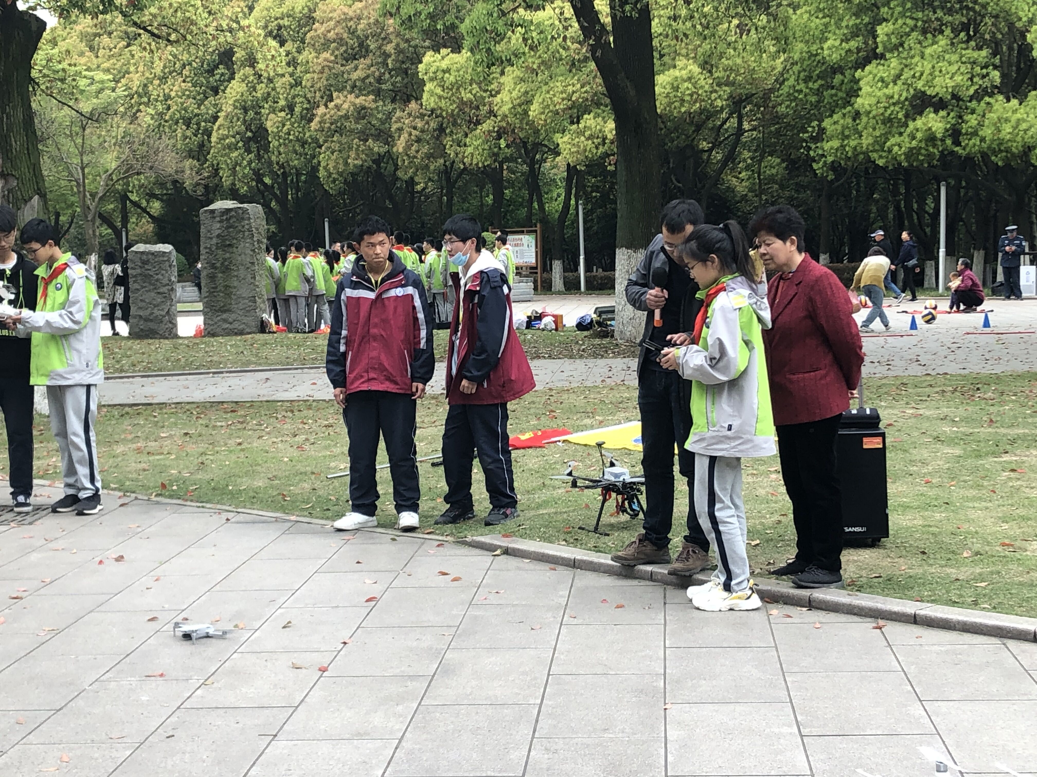 共邀黄山湖，展望飞天梦(图3)